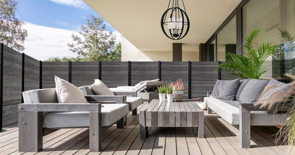 Modern patio horizontal fence cozy seating