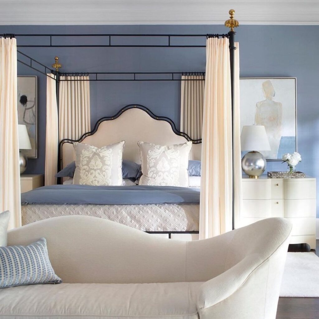 Blue bedroom, canopy bed, cream chaise